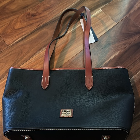 Black purse from Dooney and Bourke.